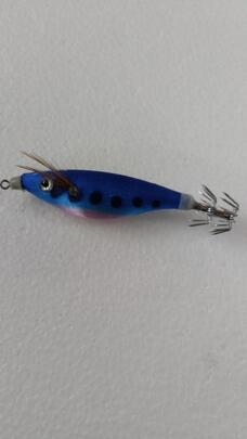 Señuelo Calamar BEGIX SS-BLUE/PINK DOTS NAT.-SARDINA-